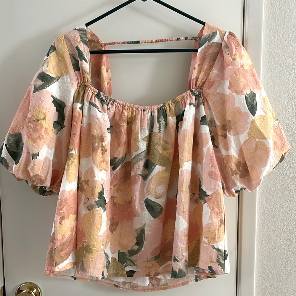 Girl and the Sun Mallorca Floral Peasant Top sz. M